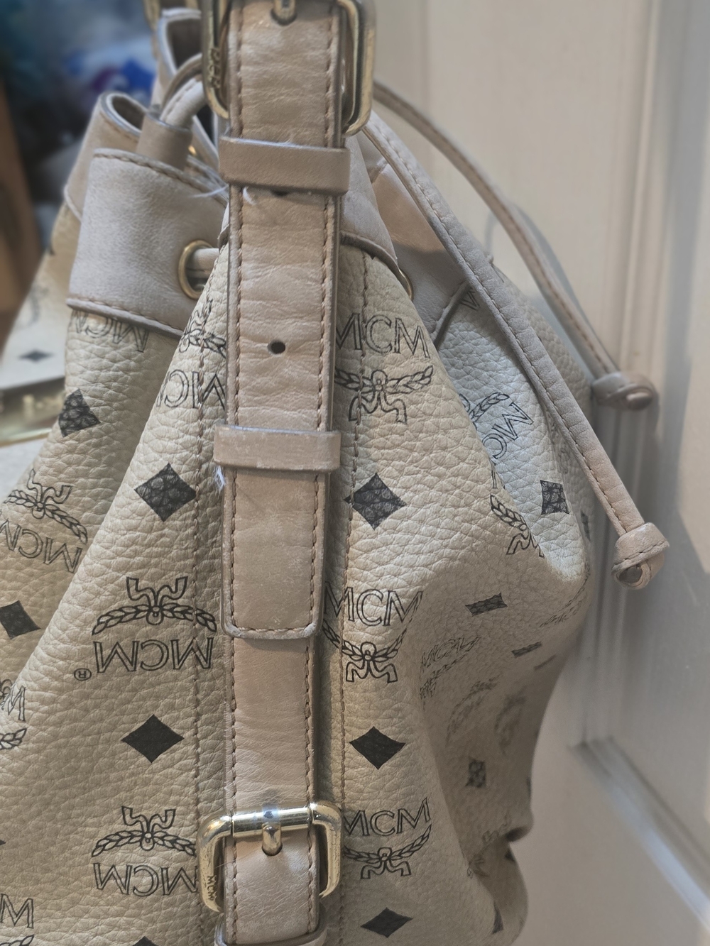 MCM Beige Leather Drawstring Bucket Bag - Picture 7 of 16